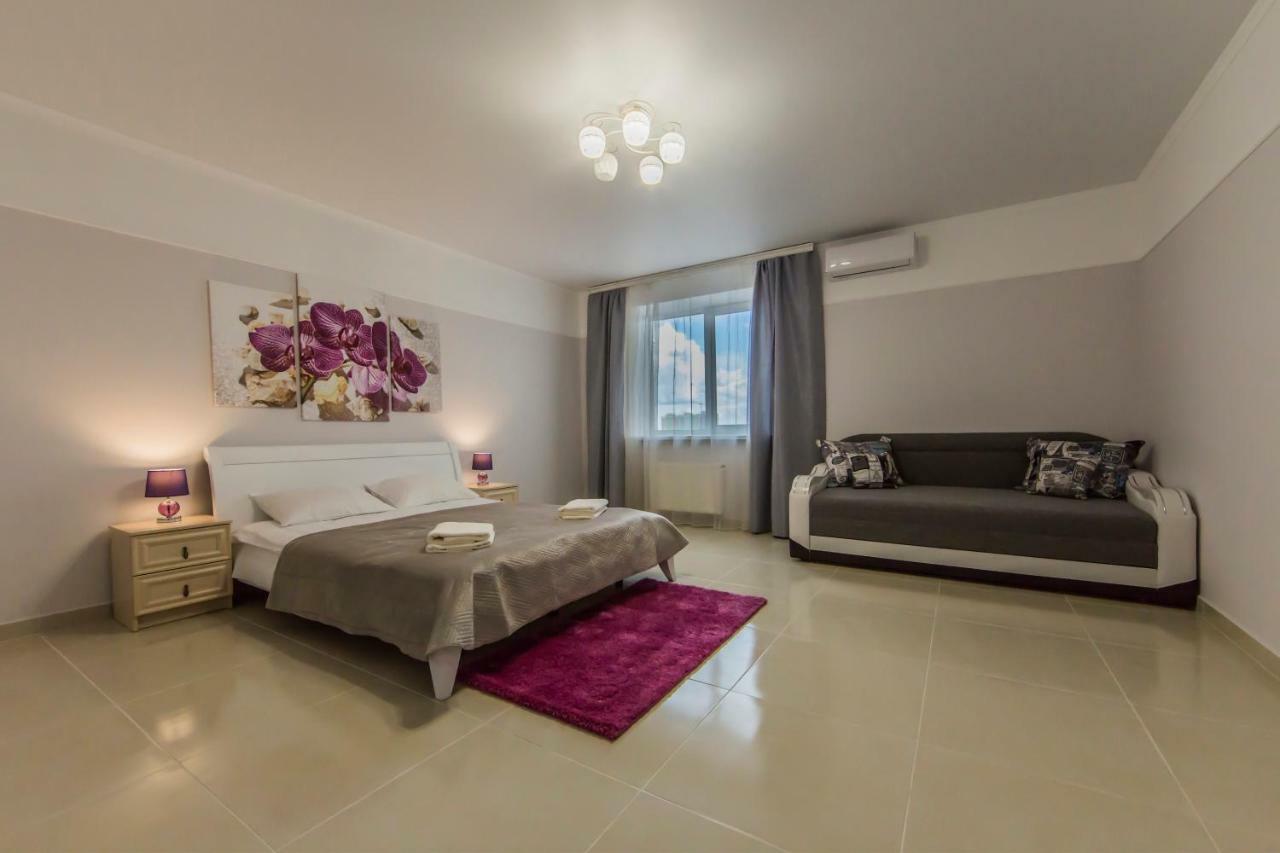 Apartments Kiev Екстериор снимка