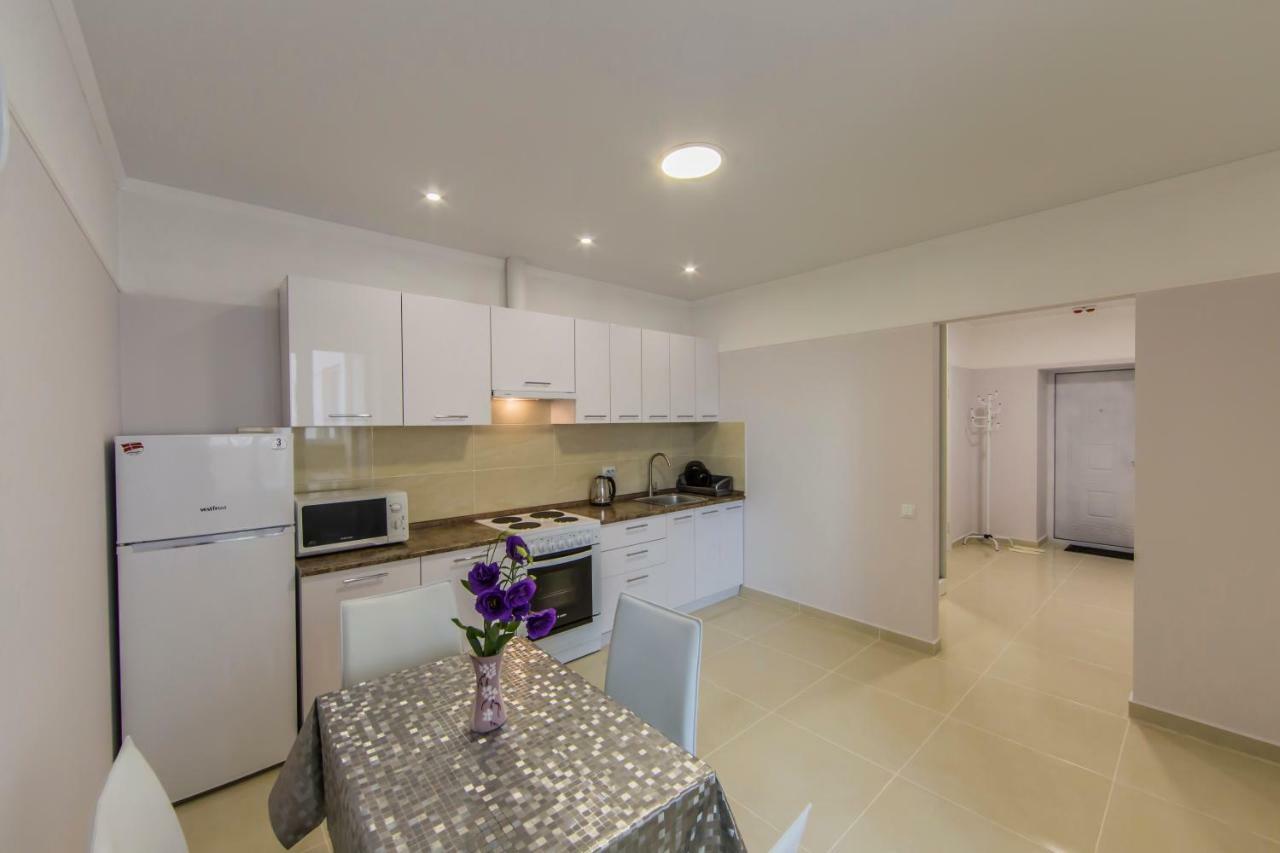 Apartments Kiev Екстериор снимка