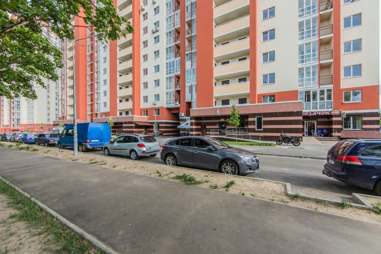 Apartments Kiev Екстериор снимка